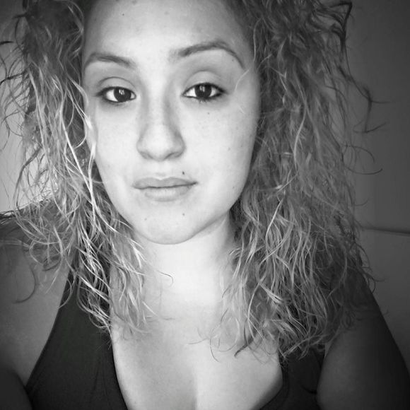 Meet your Posher, Brenda - Picture 1 of 1